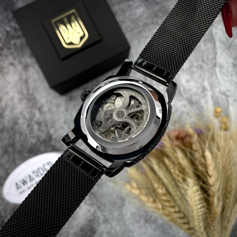 Awarder 021-3D  Де би не був Black-White Mesh