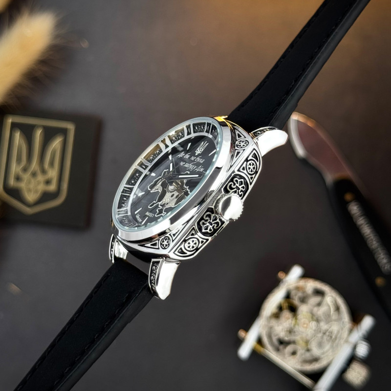 Awarder 021 Де би не була Silver-Black-Black