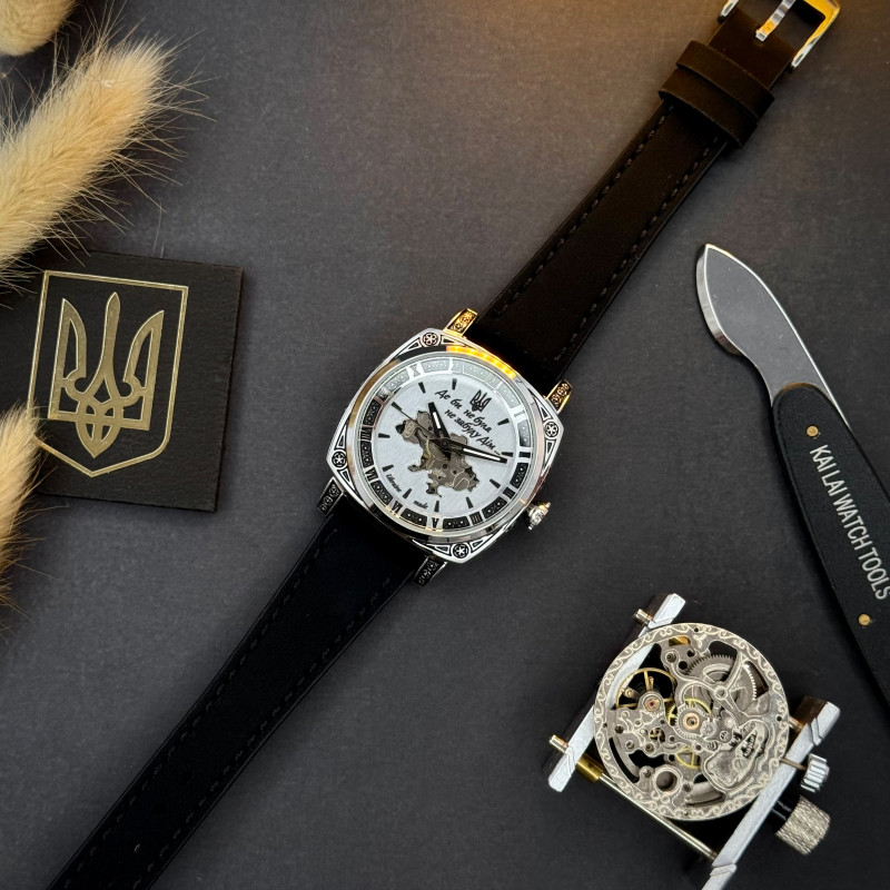Awarder 021 Де би не була Silver-Silver-Black